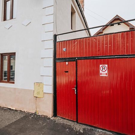 Apartamento Authentic Old Town Retreat Sibiu Exterior foto
